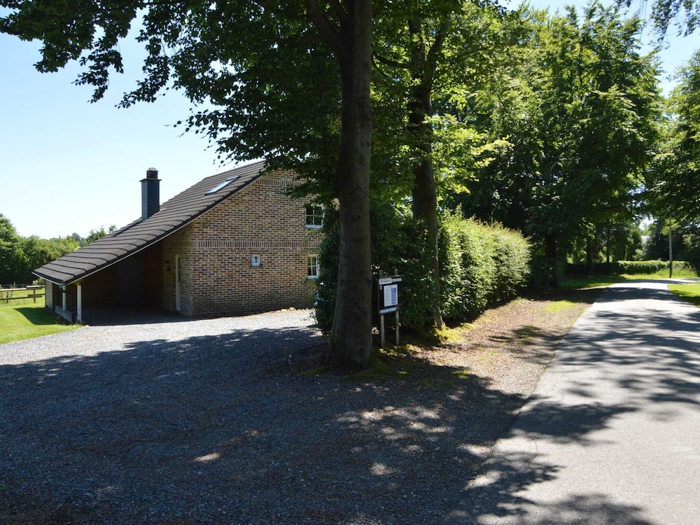 Picture-perfect Holiday Home in Sourbrodt With Garden, BBQ