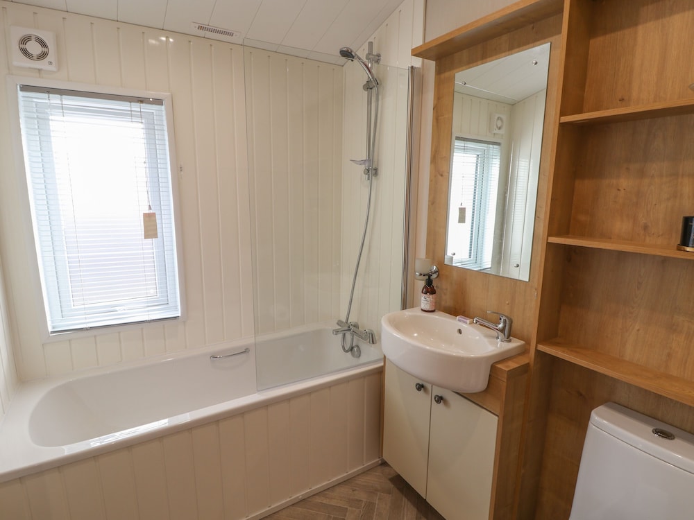 Sea Holly Lodge