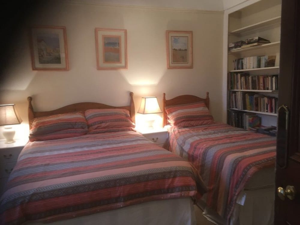 6-bed House in Snowdonia With Your own Private pub view 2