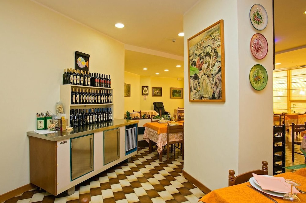 Hotel Antares
