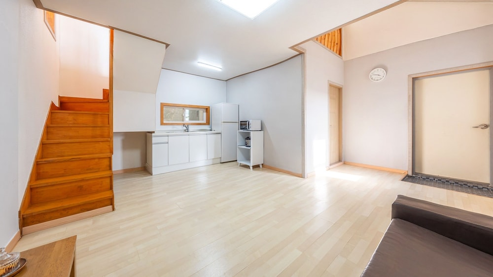 Ganghwa Raube Pet-friendly Pension