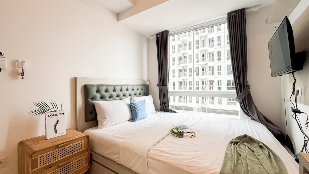 Cozy Design 2BR Apartment Tokyo Riverside PIK 2