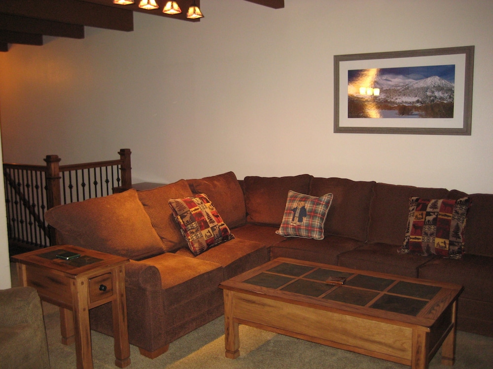 Val d'Isere by Mammoth Reservation Bureau