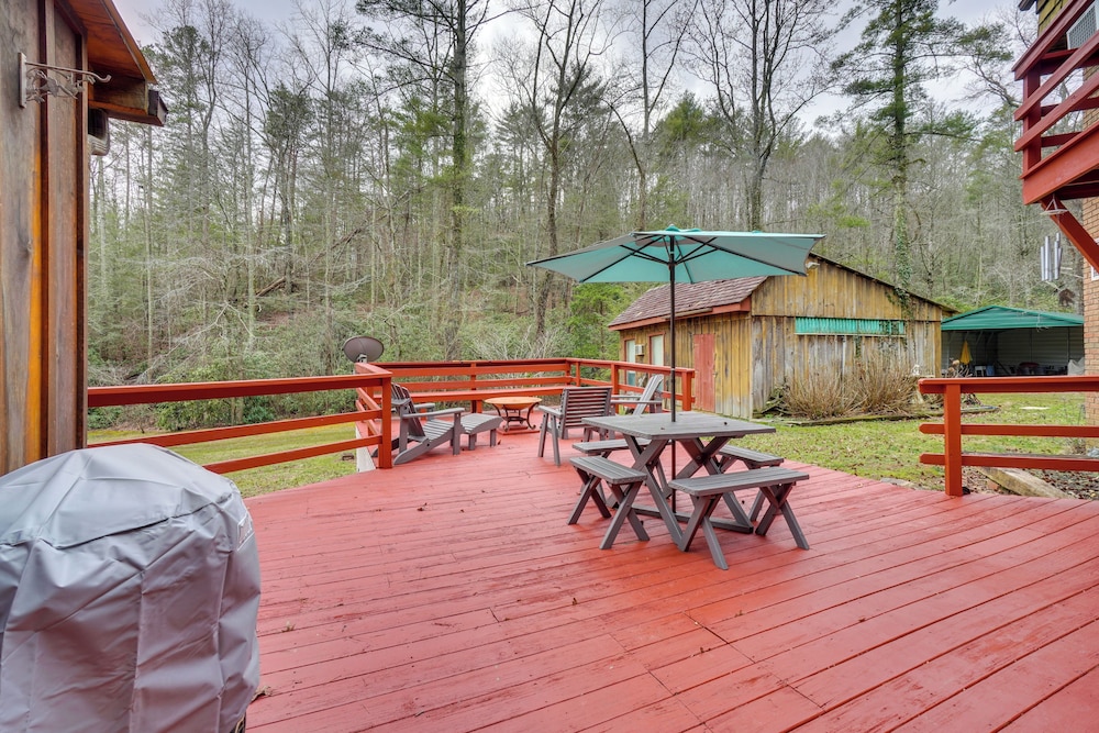 A-frame Cabin w/ Spacious Yard in Tellico Plains!