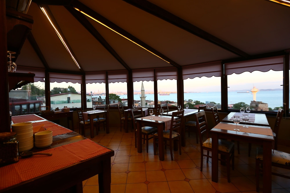 Emine Sultan Otel - Image 19