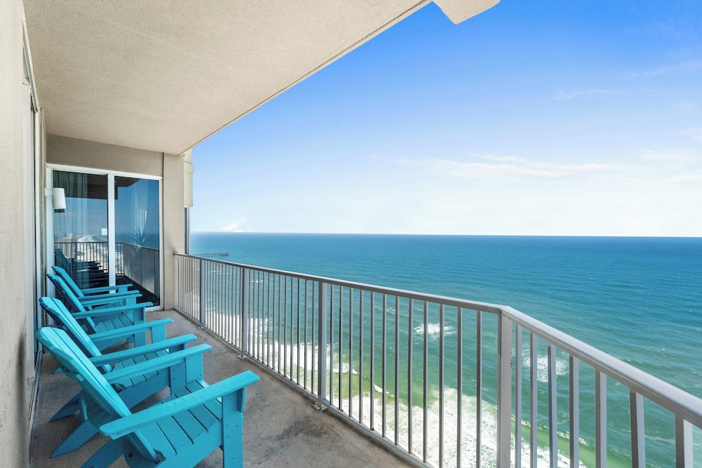 Tidewater by Book That Condo