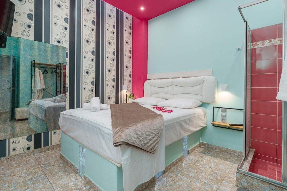 Gazi Suite With Private Rooftop