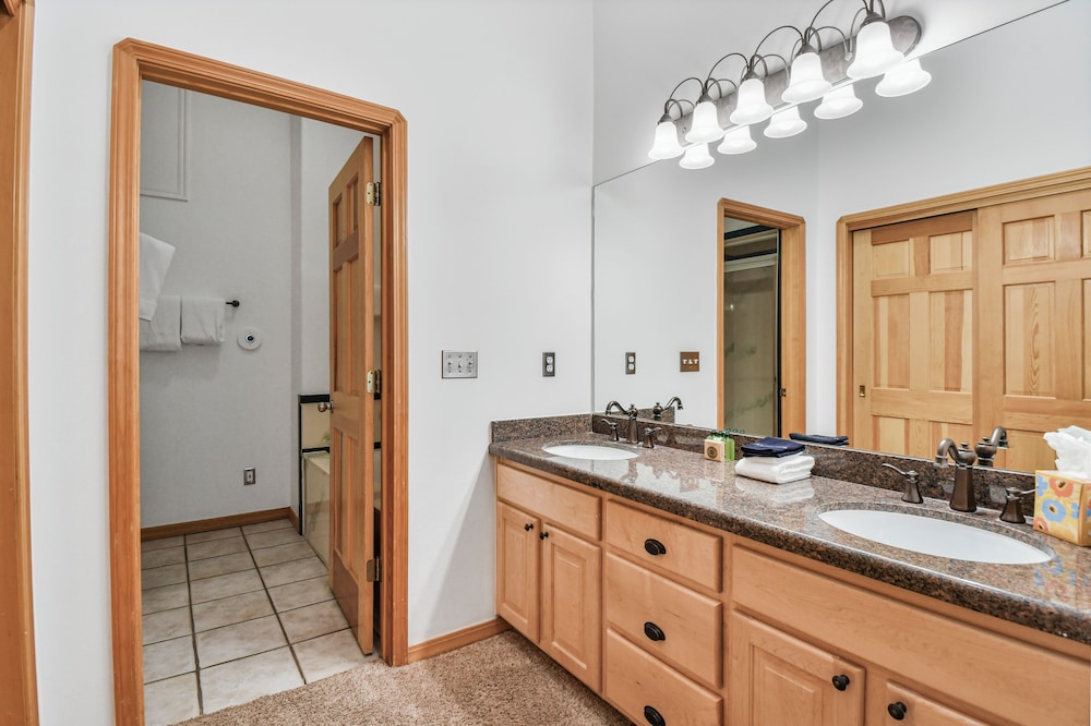 Deer Valley La Casa Boulder Creek
