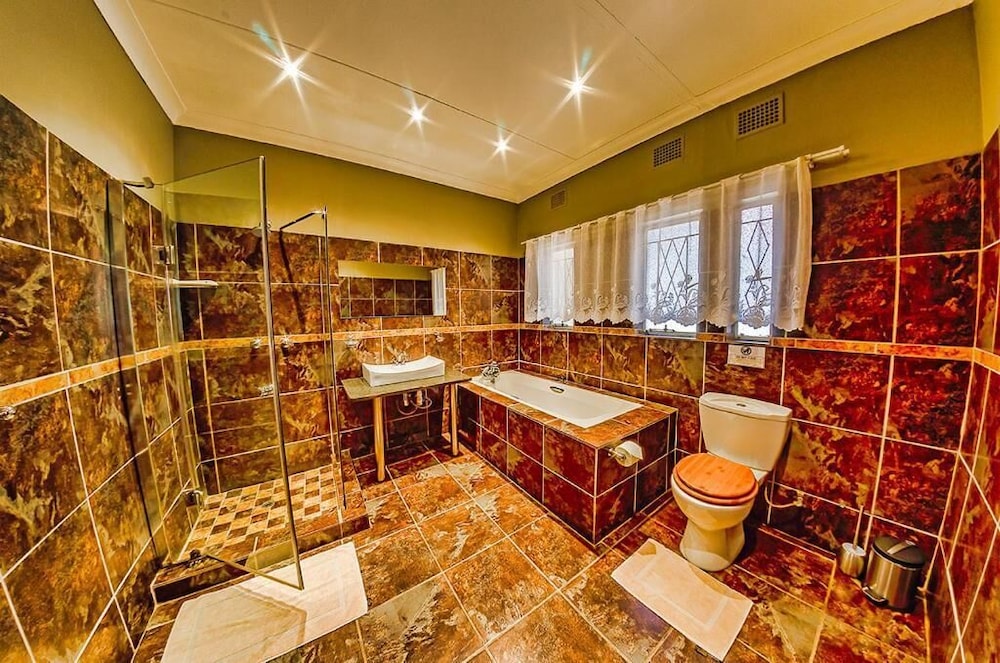 Amper Bo Guesthouse