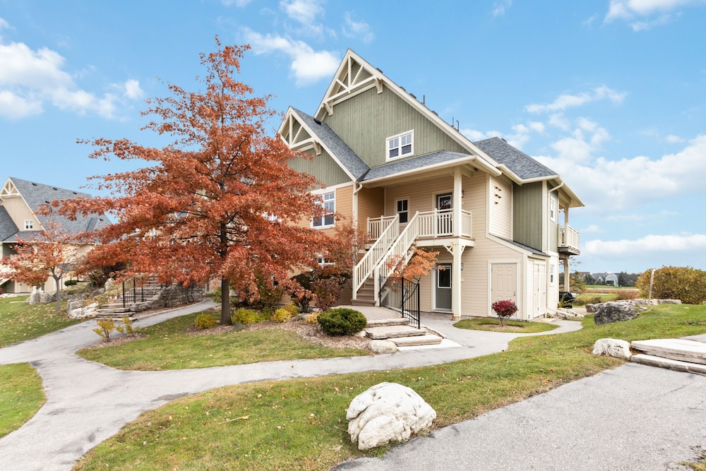 Rivergrass Condos