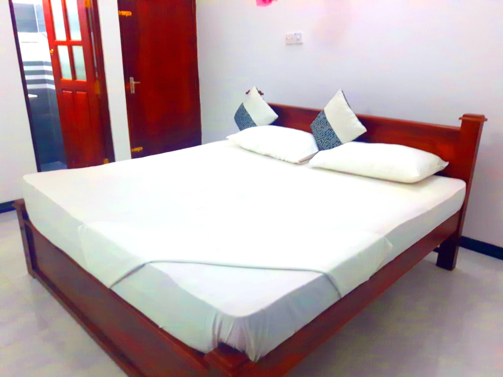 Nadee Villa Guest House