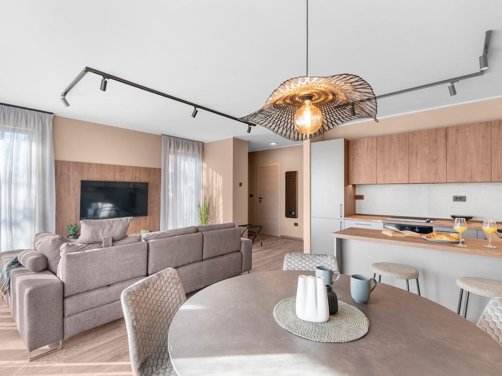 Luxury Apartment With Private Swimming Pool