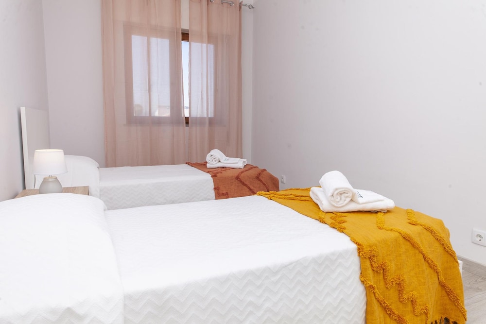 C09 - Portim o 3 Bed Holiday Apartment