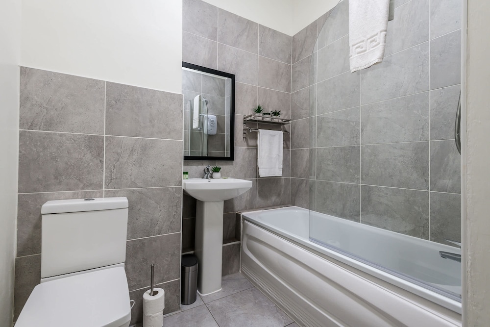 Host Stay Catharine Quarters