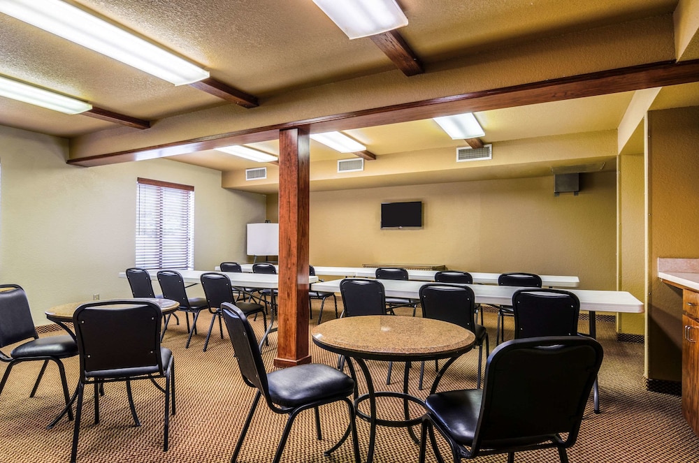 Quality Inn & Suites Winfield