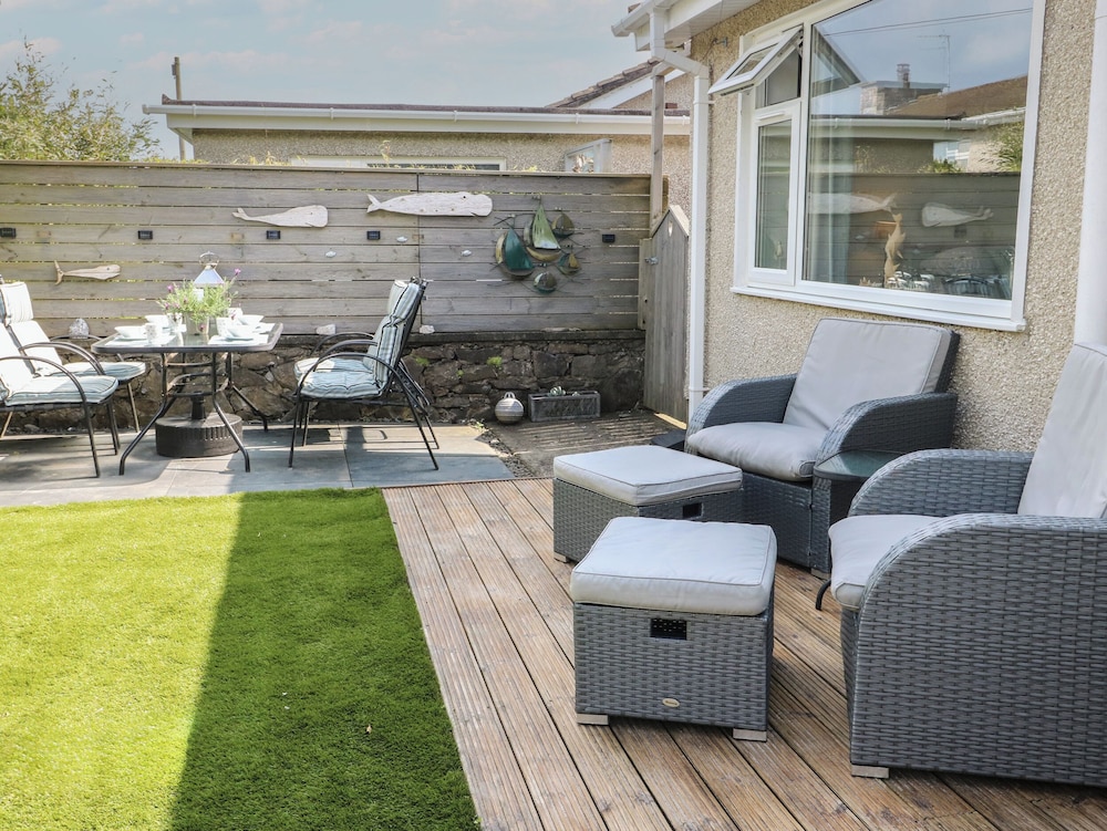 Benllech Bay Cottage