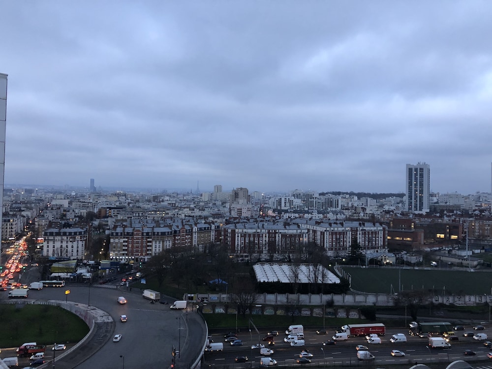 Cheap, Safe, and Clean Hotels in Paris