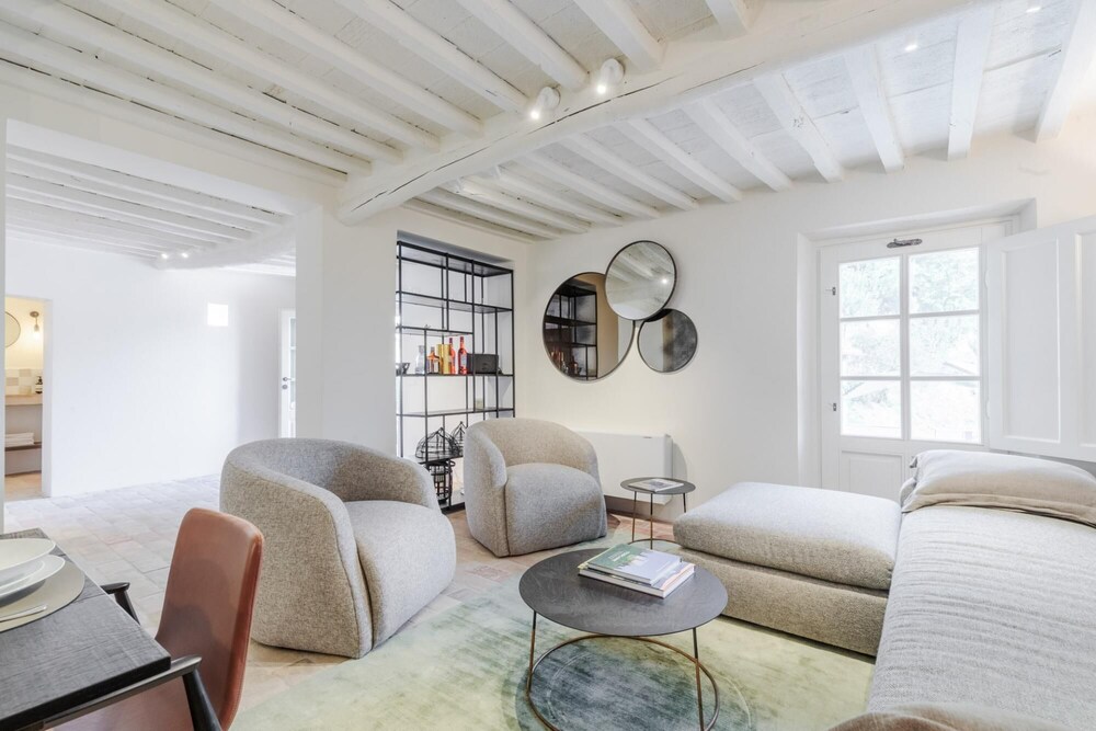 Tramonto Farmhouse Contemporary Tradition view 3