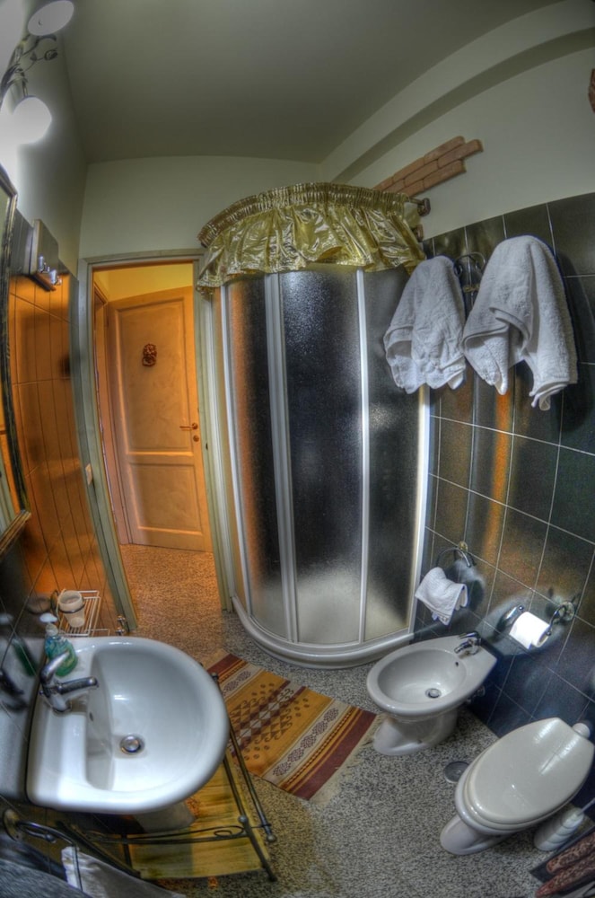 Photo 28