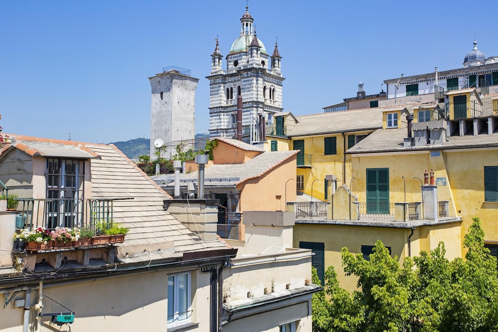 Genoa Vacations - Sui Tetti del Centro di Genova - Property Image 22