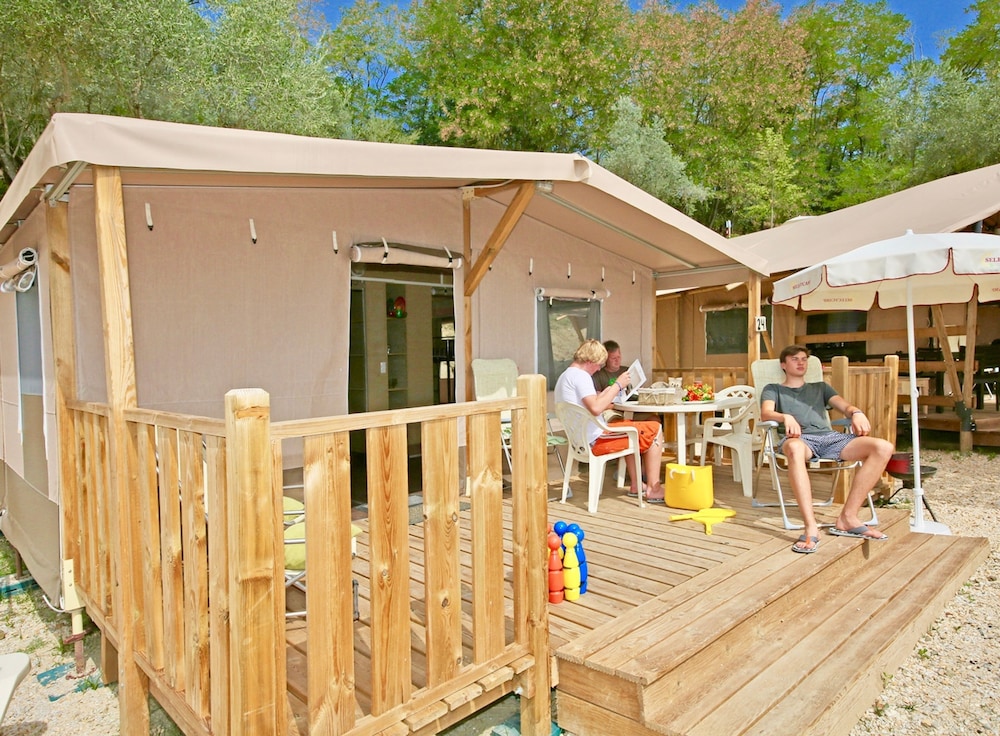 Villaggio Barricata