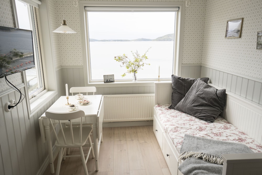Anfasteröd Gårdsvik