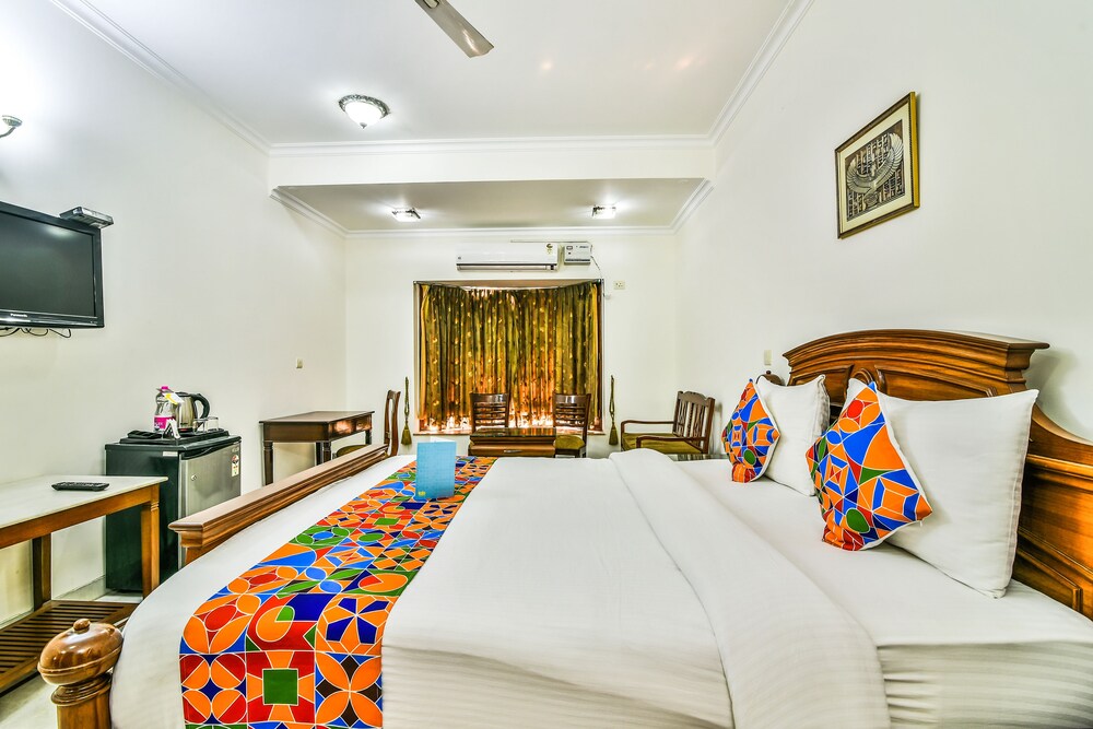 FabHotel Homeport Residency