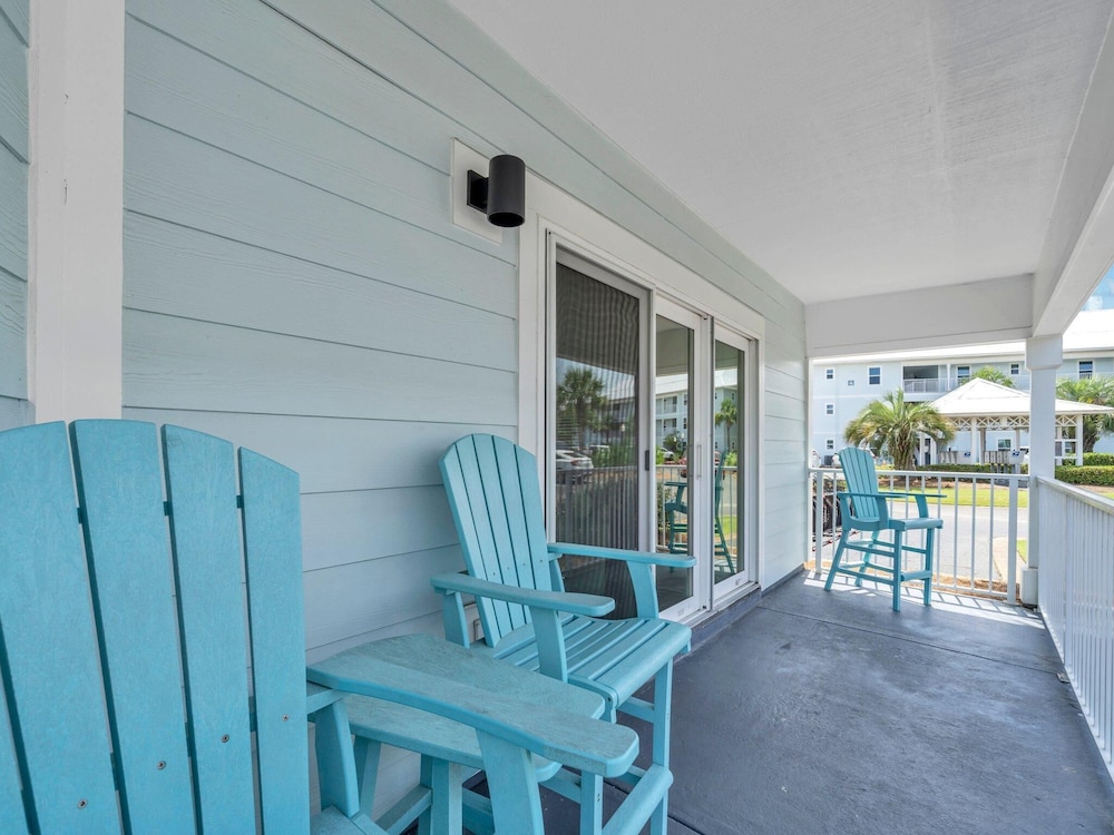 Beachside Villas 214