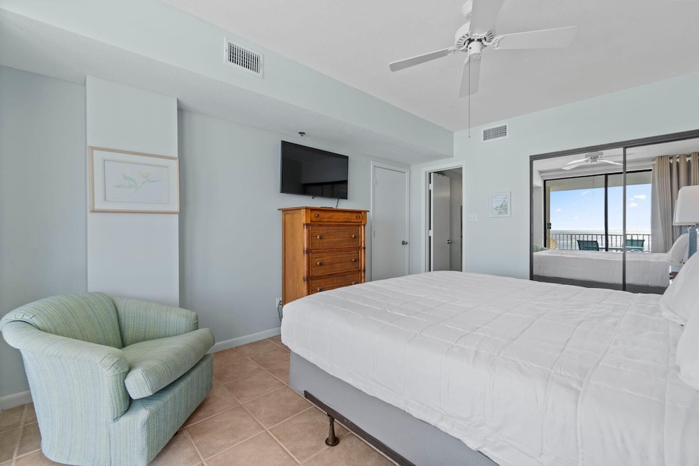 Romar Place 903