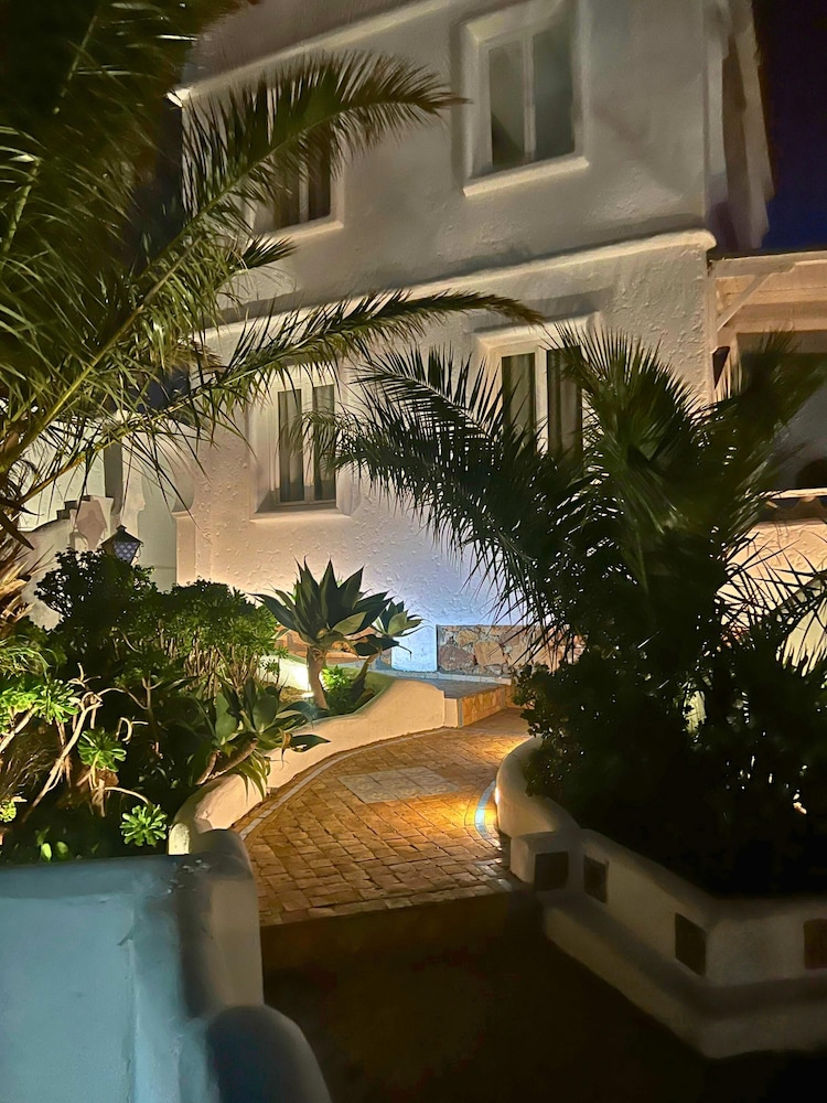 La Finca in Tanger With 3 Bedrooms and 3 5 Bathrooms view 3