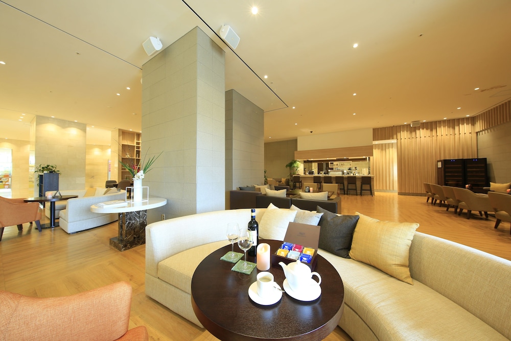 Booyoung Hotel & Resort