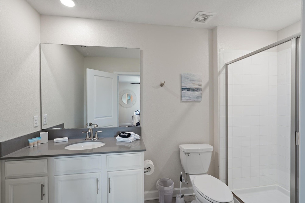 ChampionsGate Resort 8-Bedroom Vacation Pool Home - Includes Resort Clubhouse Amenity Access! 8 Home