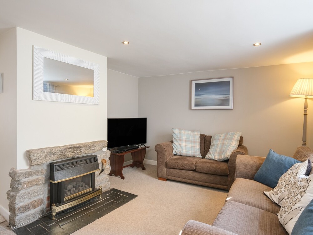 5 Bodmin Hill view 3