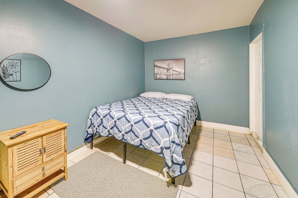 Pool Access & Fenced Yard: San Antonio Family Home