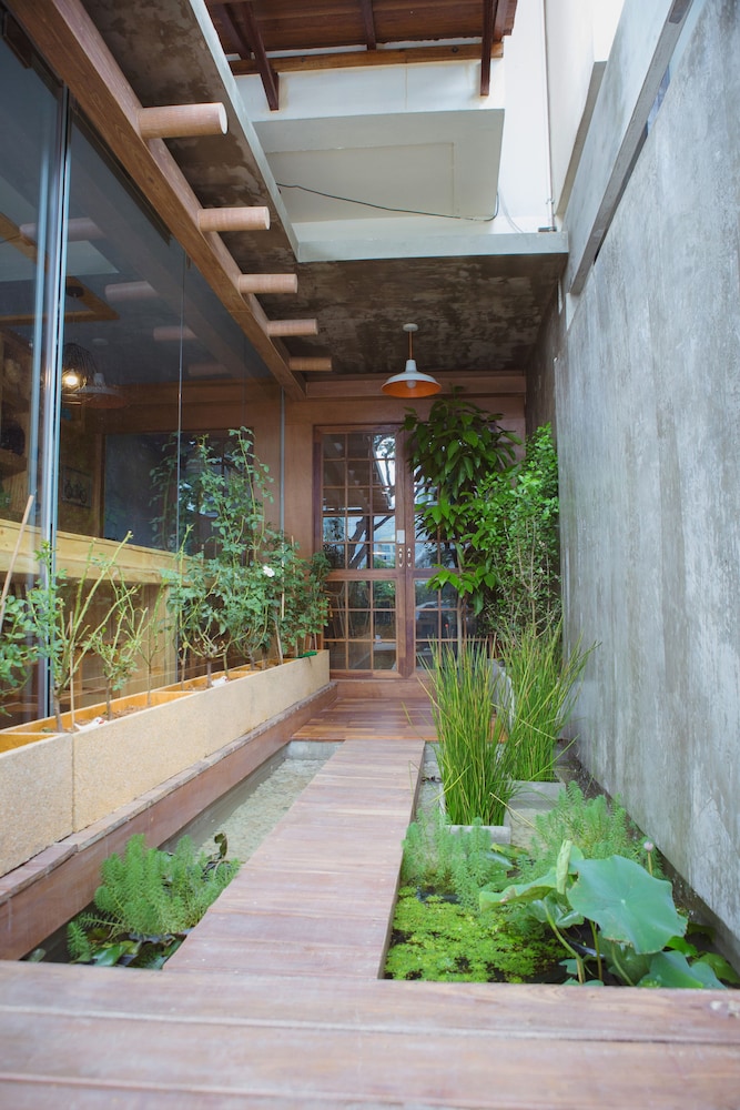 Baan Mek Hostel