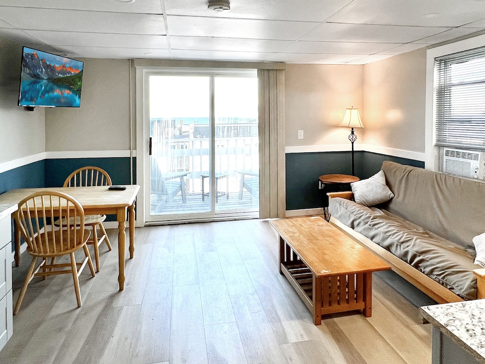 Ocean Air Suites - Property Image 21