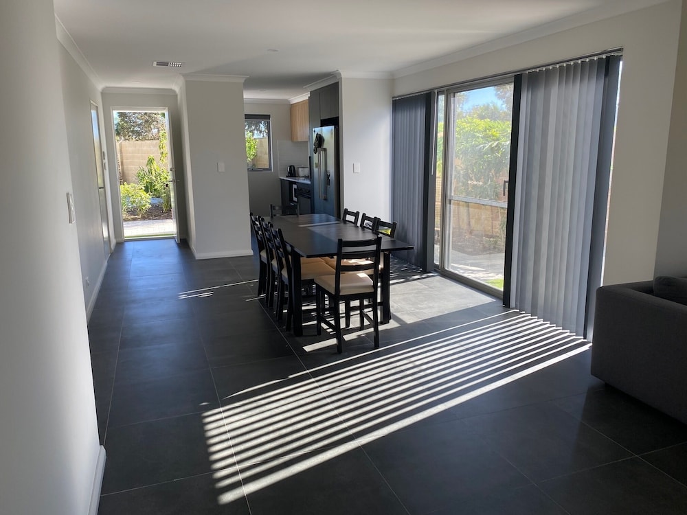 Canning Vale Family Accommodation