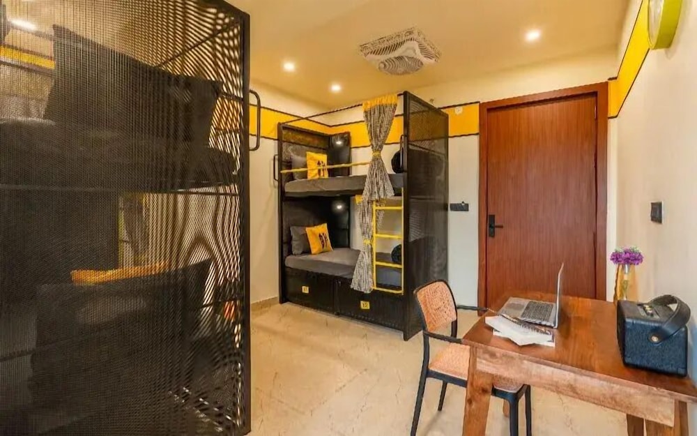 The Hosteller Agra Tajganj