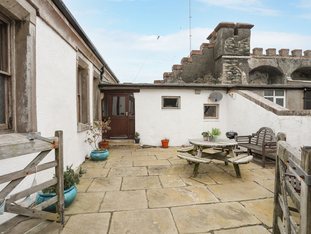 West Point Lynas Lighthouse Keeper's Cottage