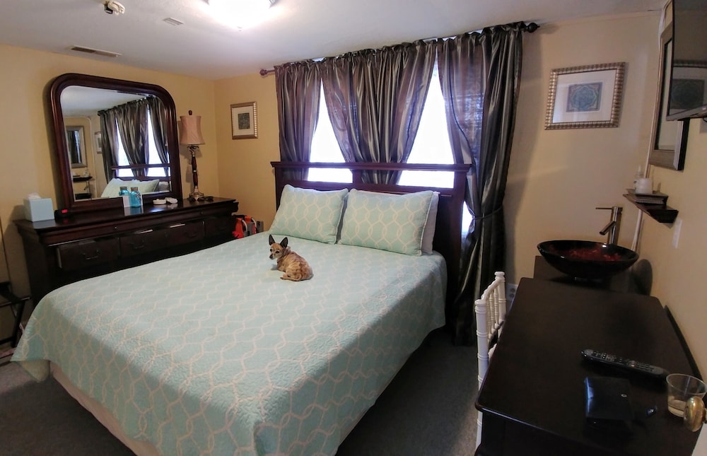 Island Guest House B&B