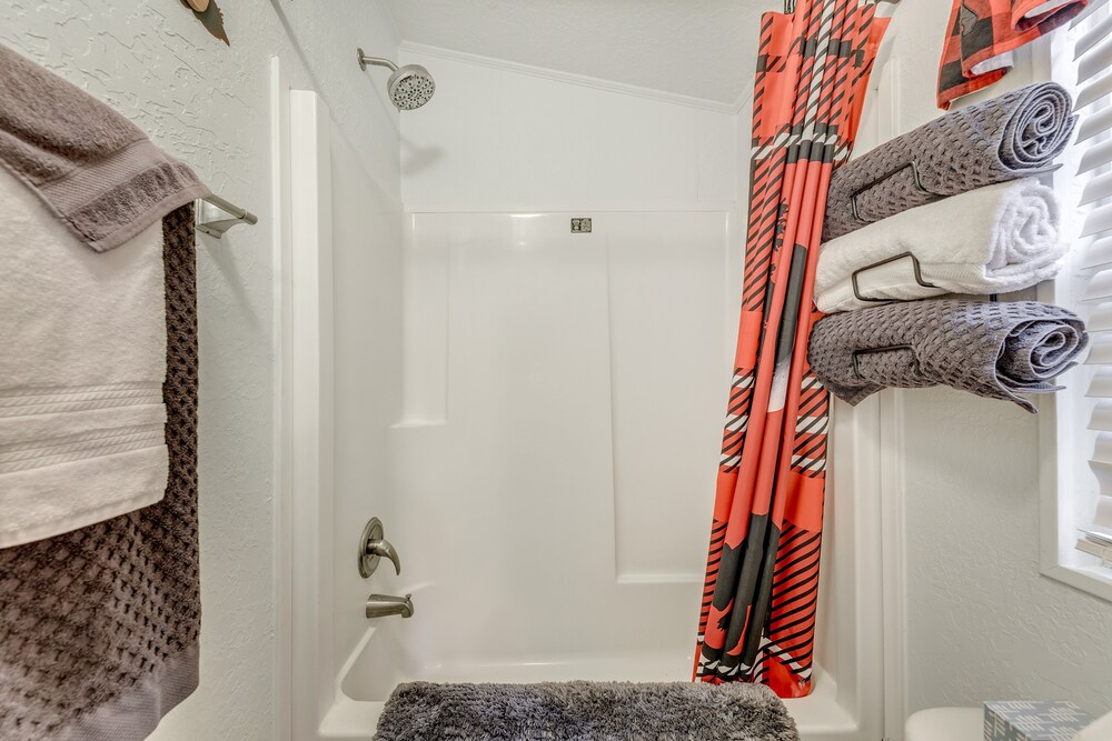 Peaceful Cloudcroft Vacation Rental: Walk to Shops - Property Image 1