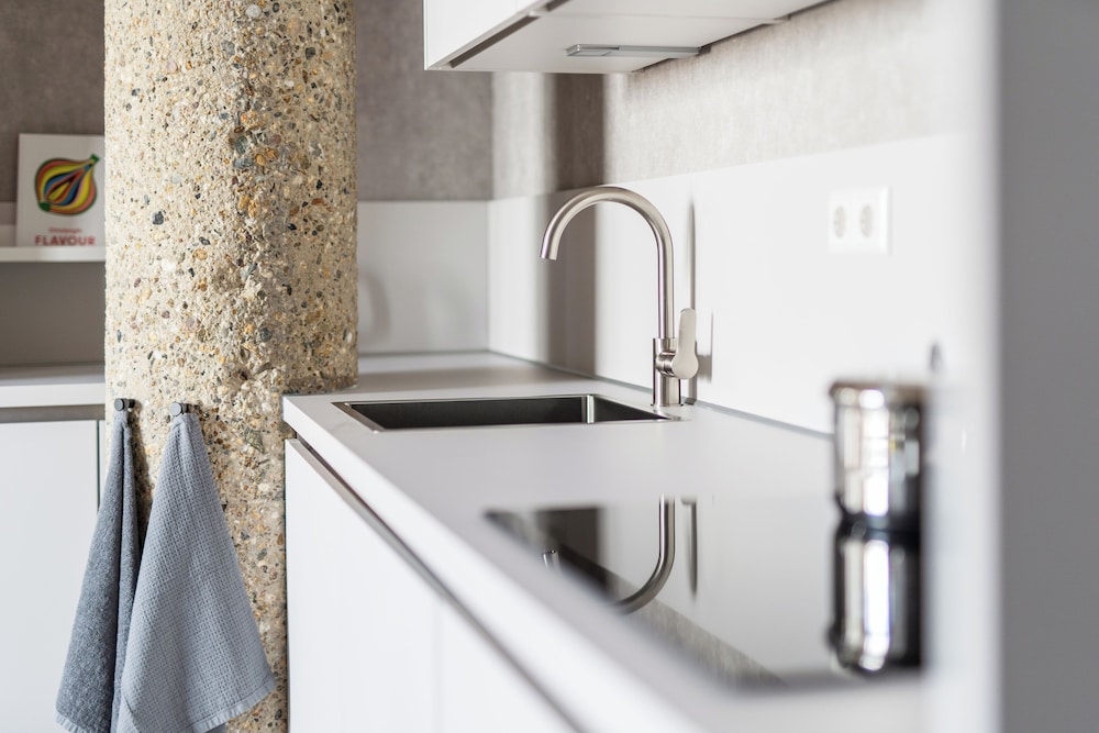 348 Suites Buitenhof Short Stay