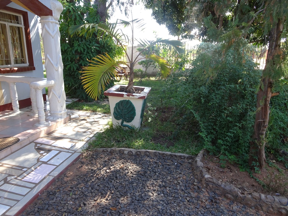 White Rose Lodge