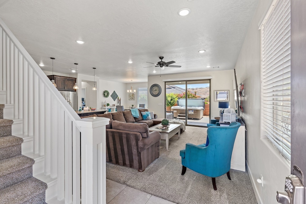 Above Parr - Pet Friendly! 5 Bedroom Home