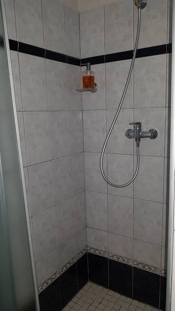 Green House BnB - 'Swiss German'