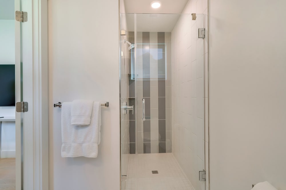 Ski-in/out Okemo Mountain Resort Condo w/ Balcony