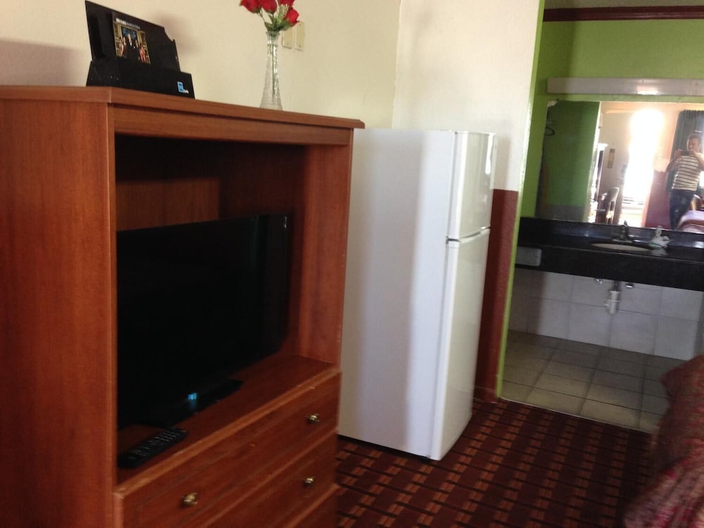 Executive Inn