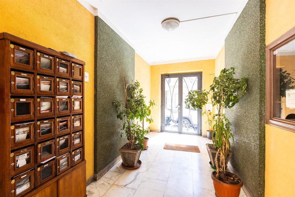 Jenner Apartment