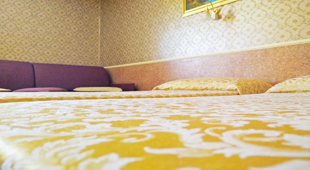 Cristina Rooms