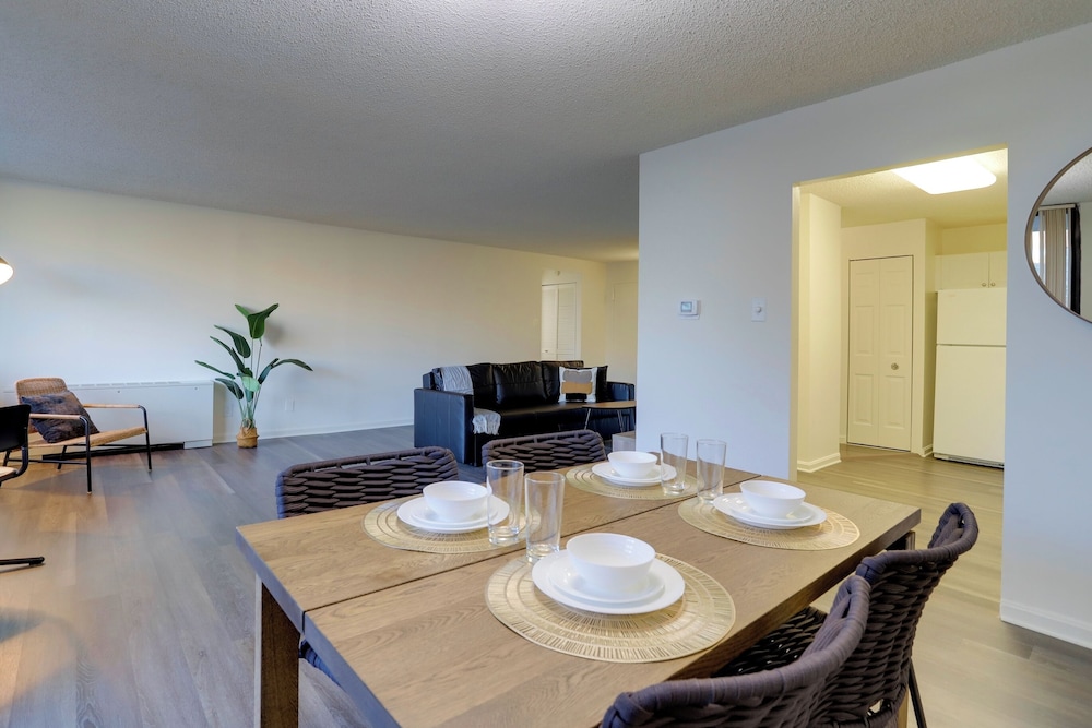 Stay with Comfort in Crystal City